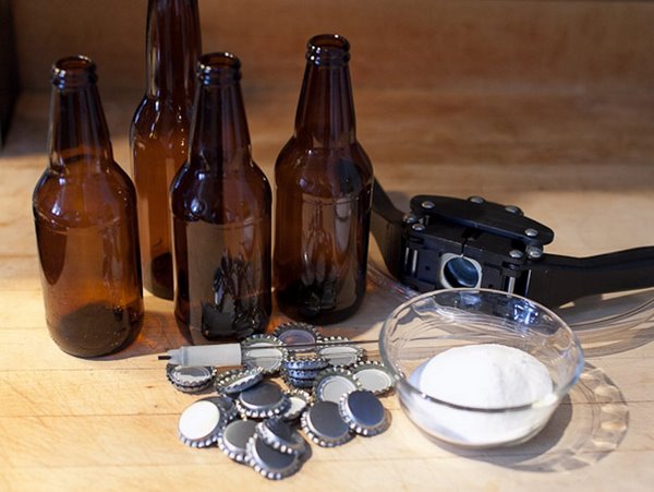 Пляшки зі скла для зберігання пива